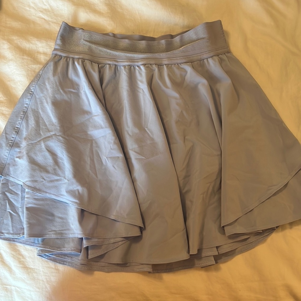 lululemon court rival high rise skirt *long* size 4 light purple
